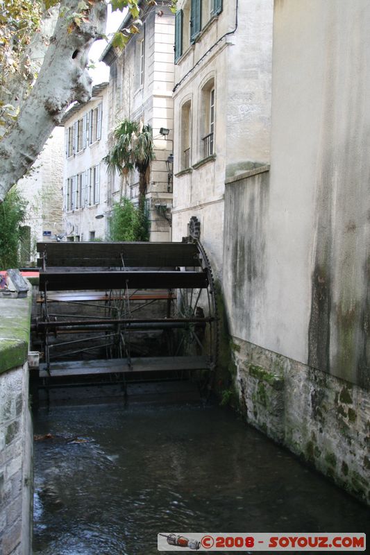 Avignon - Moulin a eau
