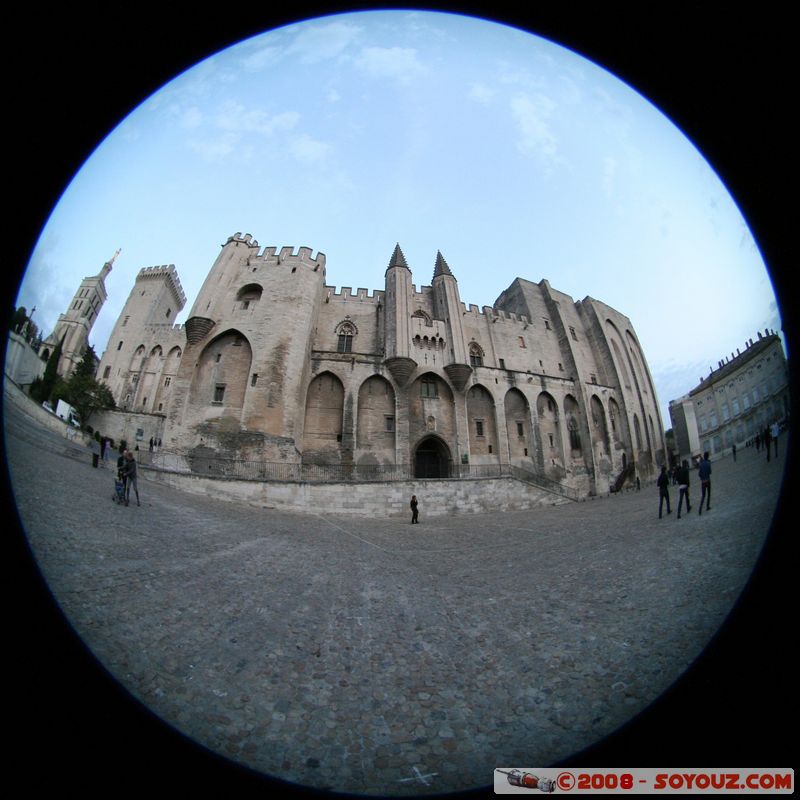 Avignon - Palais des Papes
Mots-clés: Fish eye Eglise chateau patrimoine unesco