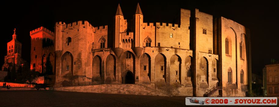 Avignon by Night - Palais des Papes - panorama
Mots-clés: Nuit panorama Eglise chateau patrimoine unesco