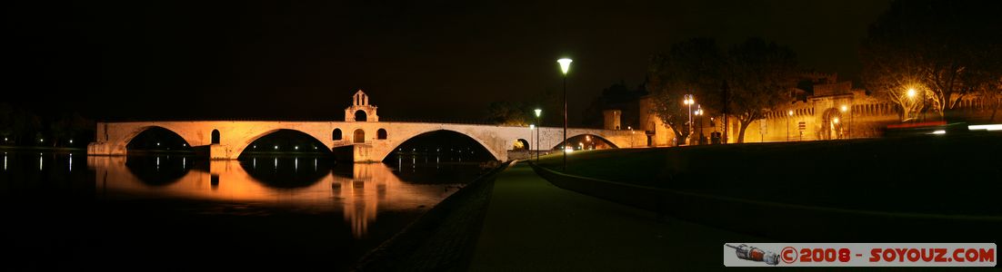 Avignon by Night -  Pont Saint-Benezet (pont d'Avignon) - panorama
Mots-clés: Nuit panorama Pont Ruines patrimoine unesco