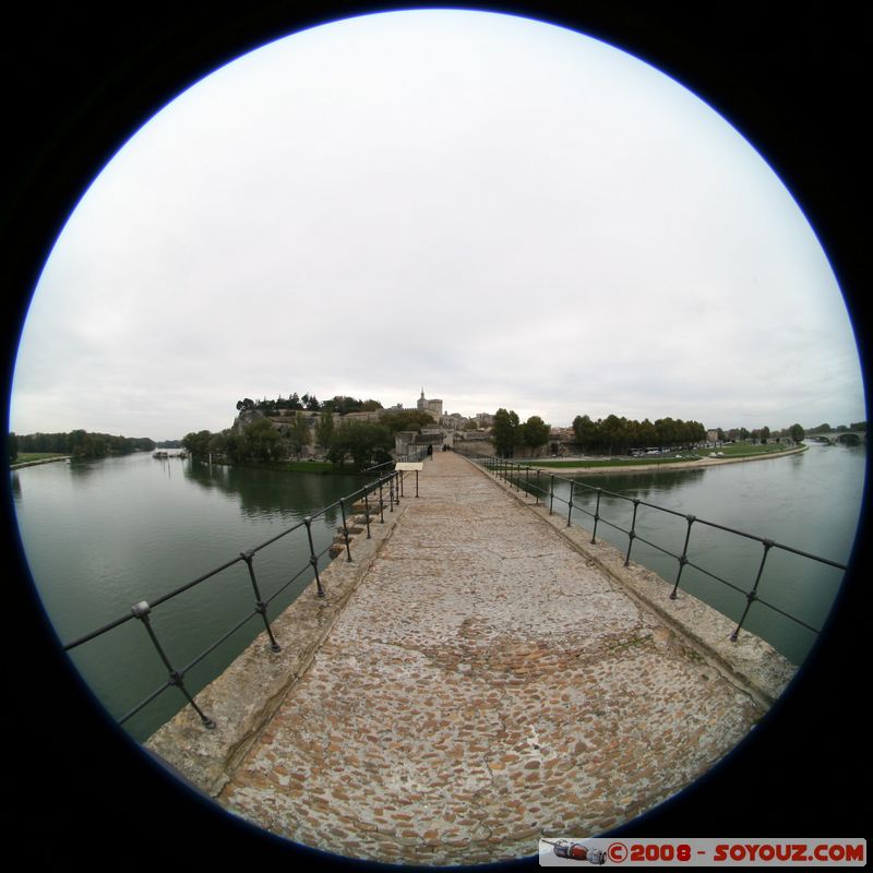 Avignon - Pont Saint-Benezet (pont d'Avignon)
Mots-clés: Fish eye Pont Ruines patrimoine unesco