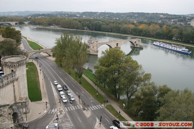 Avignon - vue sur le Pont Saint-Benezet
