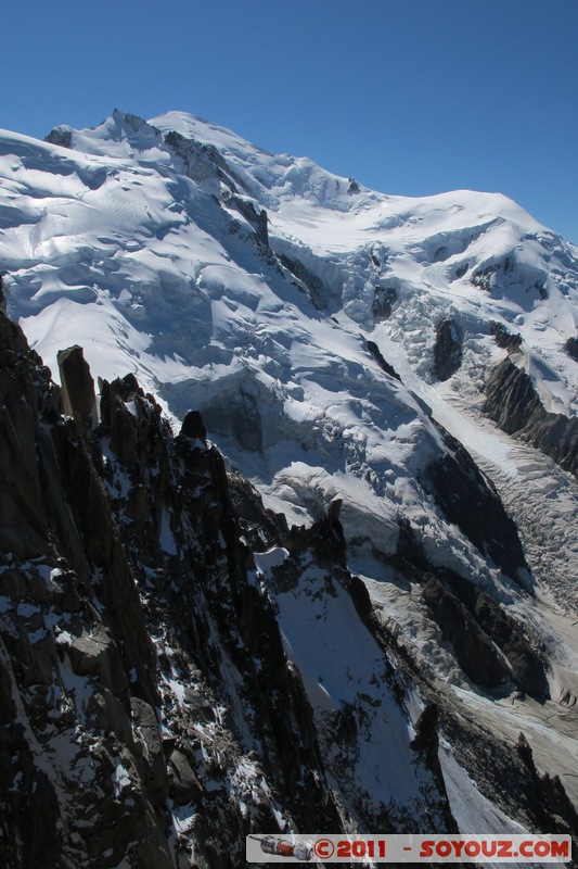 Téléphérique de l'aiguille du Midi
Mots-clés: Chamonix-Mont-Blanc FRA France geo:lat=45.87833495 geo:lon=6.88782692 geotagged Les Bossons RhÃ´ne-Alpes Neige Montagne