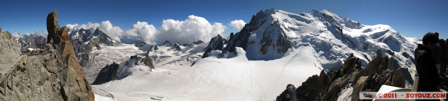 Téléphérique de l'aiguille du Midi - Piton Sud et Mont Blanc
Mots-clés: Chamonix-Mont-Blanc FRA France geo:lat=45.87833495 geo:lon=6.88782692 geotagged Les Bossons RhÃ´ne-Alpes Neige Montagne panorama