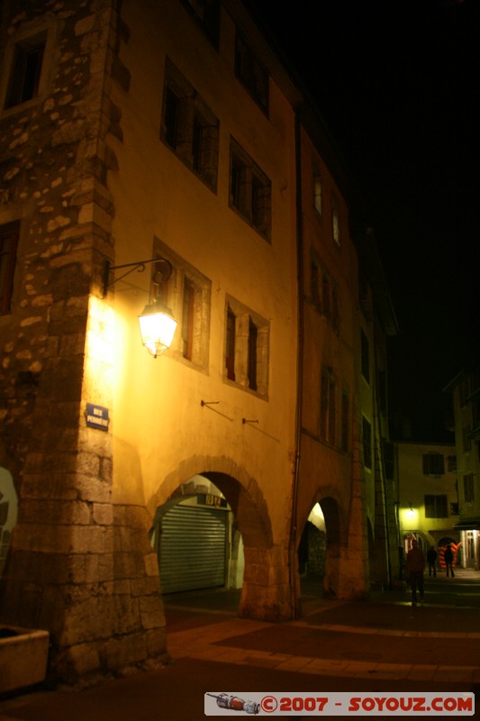 Annecy By Night - rue Perriere
Mots-clés: Nuit
