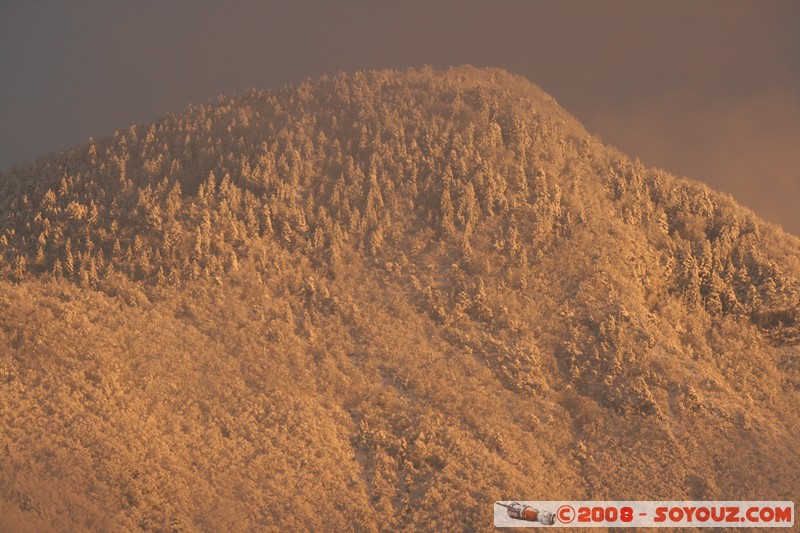 Mont Veyrier sous la neige
Mots-clés: Neige sunset