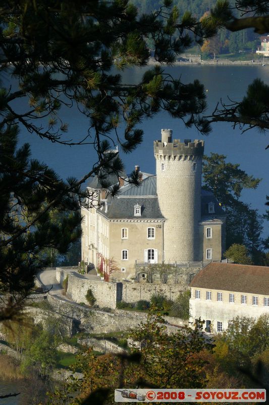 Duingt - Sentier de l'oratoire - Chateau de Ruphy
Mots-clés: chateau