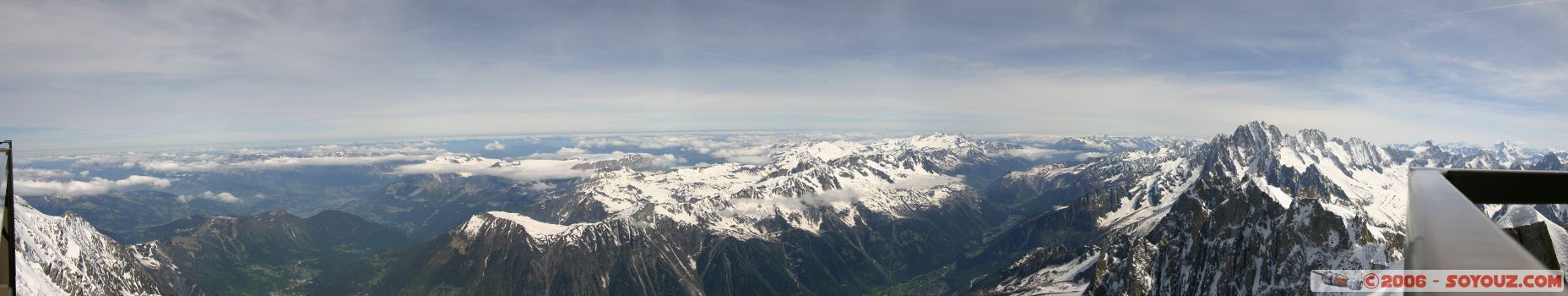 Panoramique sur la valle de Chamonix
