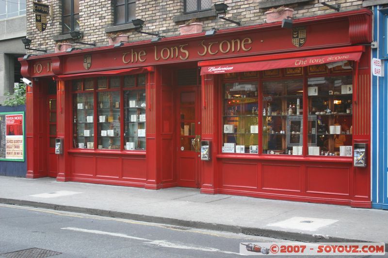 The Lons Stone
Mots-clés: pub