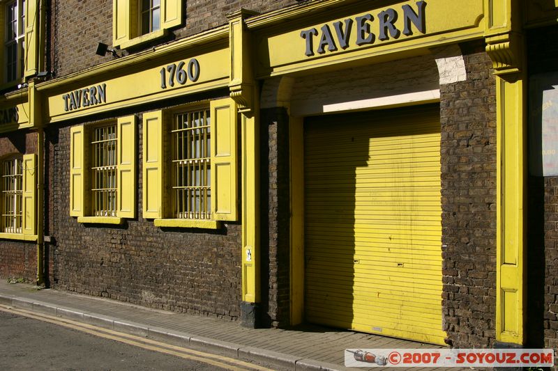 Tavern Mother Redcaps
Mots-clés: pub