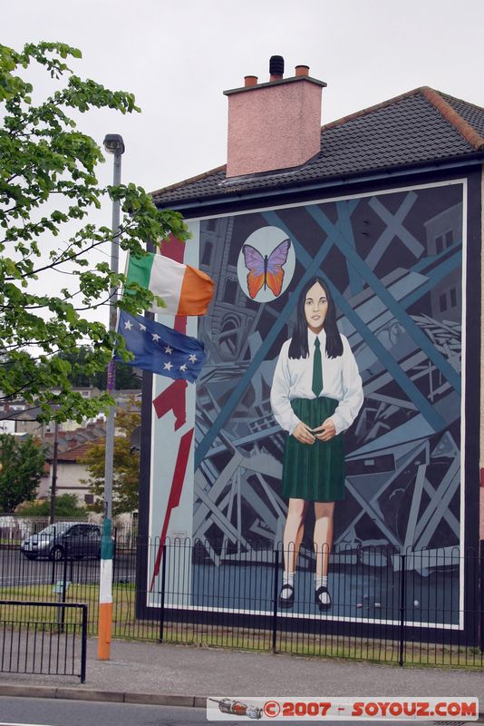 Death of Innocence (Annette McGavigan Mural)
The Bogside Artists - The People's Gallery
Mots-clés: fresques politiques The Bogside Artists