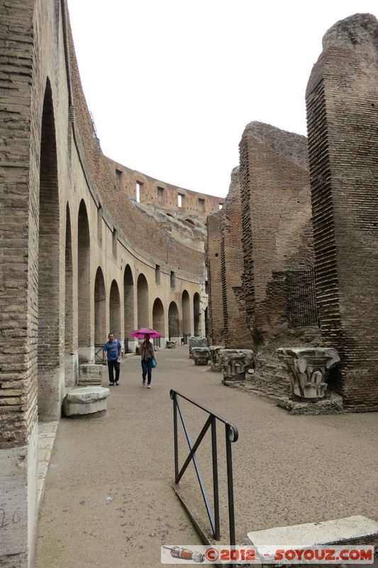 Roma - Colosseo
Mots-clés: Campitelli geo:lat=41.88986021 geo:lon=12.49205434 geotagged ITA Italie Lazio Roma patrimoine unesco Ruines Romain Colosseo