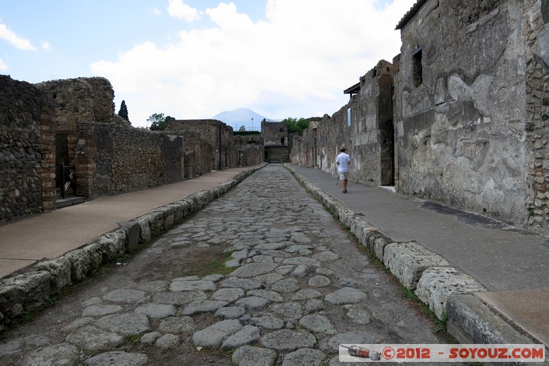 Pompei Scavi - Via di Mercurio
Mots-clés: Campania geo:lat=40.75166326 geo:lon=14.48359070 geotagged ITA Italie Pompei Scavi Ruines Romain patrimoine unesco Regio VI