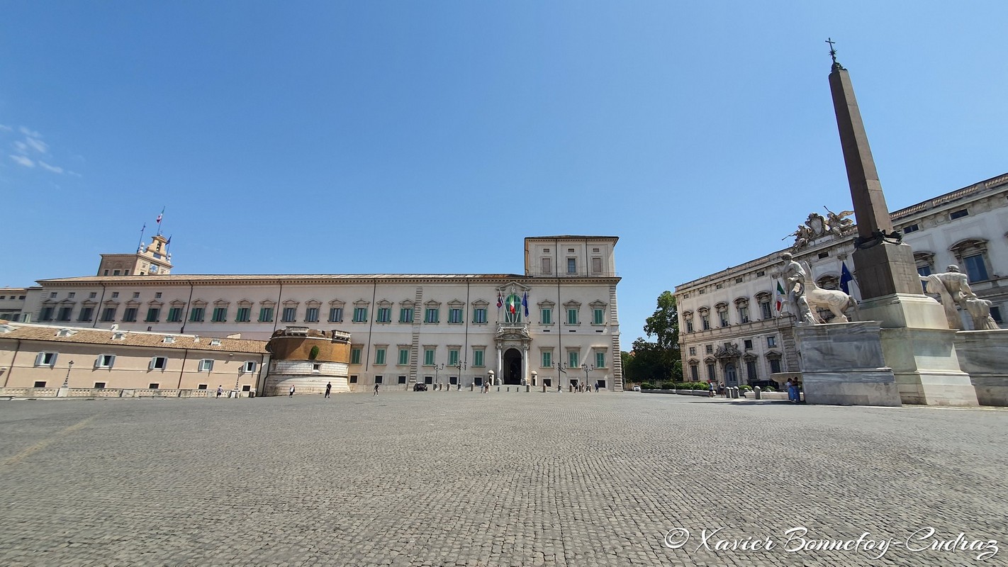 Roma
Mots-clés: Italie Lazio Trevi - Rione II Piazza del Quirinale Palazzo del Quirinale