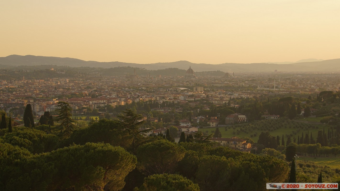 Settignano - vista di Firenze
Mots-clés: geo:lat=43.78316515 geo:lon=11.31890318 geotagged ITA Italie Settignano Toscana sunset