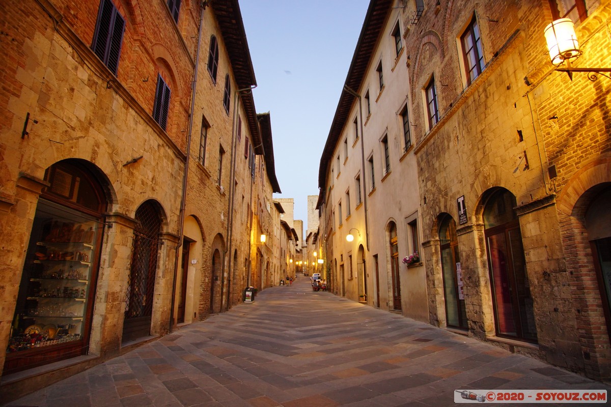 San Gimignano - Via S. Matteo
Mots-clés: geo:lat=43.46947167 geo:lon=11.04148000 geotagged ITA Italie San Gimignano Toscana Via S. Matteo
