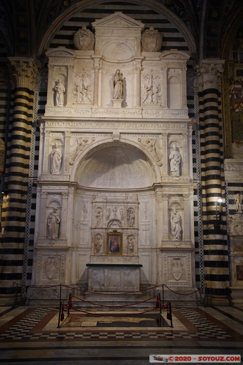 Duomo di Siena
Mots-clés: geo:lat=43.31759659 geo:lon=11.32902245 geotagged ITA Italie Siena Toscana patrimoine unesco Duomo di Siena Eglise