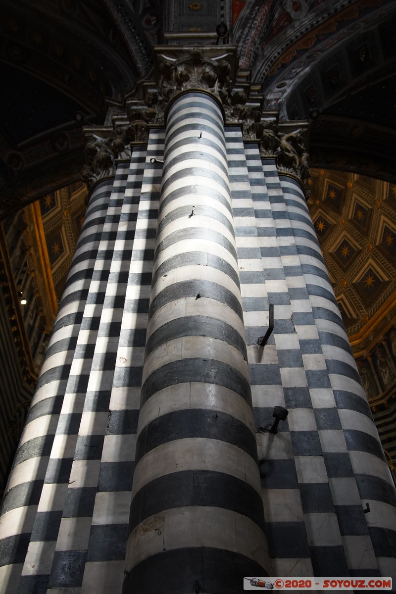 Duomo di Siena
Mots-clés: geo:lat=43.31753024 geo:lon=11.32896345 geotagged ITA Italie Siena Toscana patrimoine unesco Duomo di Siena Eglise