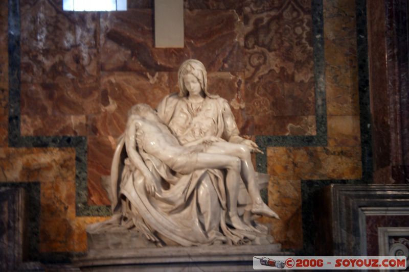 La Pieta
Sculpture de Michel Ange
