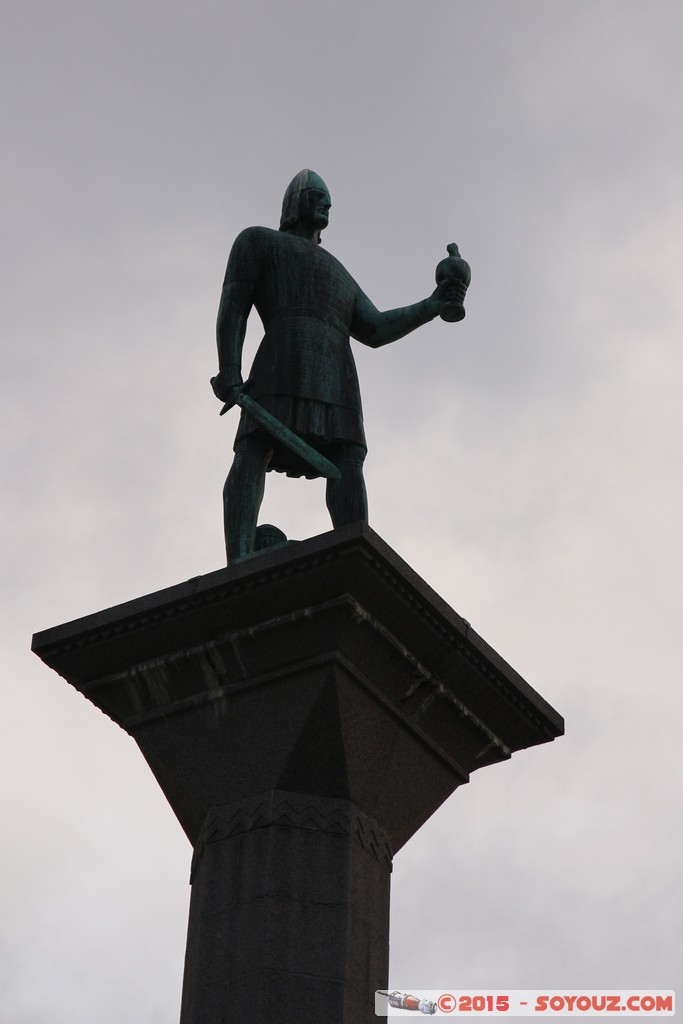 Trondheim - Torget  - statue of Olav Trygvason
Mots-clés: geo:lat=63.43047940 geo:lon=10.39603700 geotagged NOR Norvège Sor-Trondelag Trondheim Norway sculpture