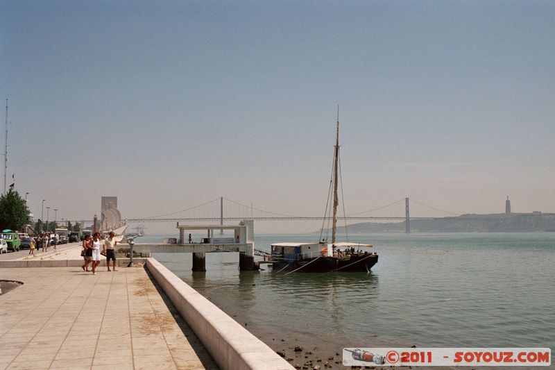 Lisbonne
Mots-clés: Pont Riviere
