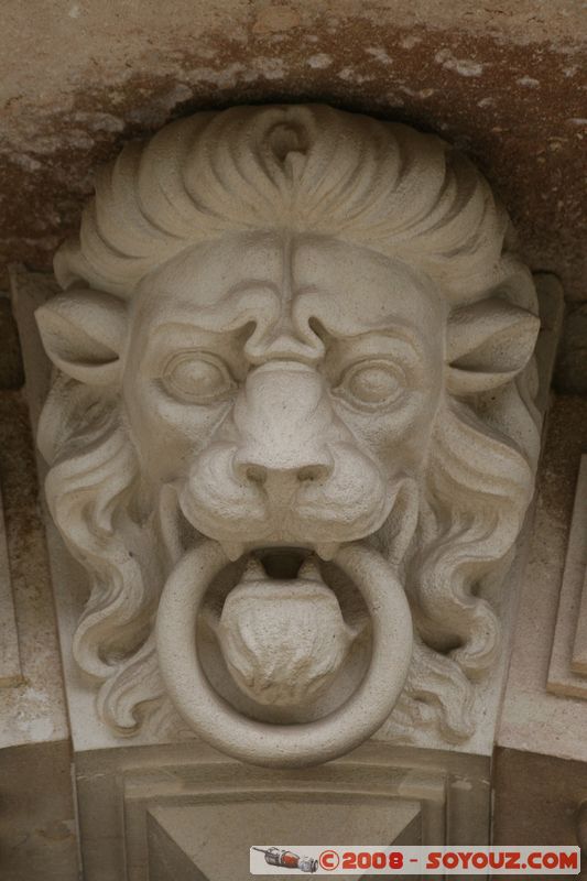 Sinaia - Peles Castle
Mots-clés: chateau sculpture