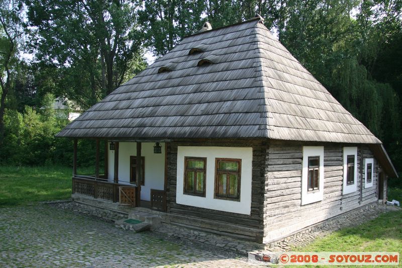 Suceava's Village Museum - Crasma Saru Dornei (taverne)
Mots-clés: Bois