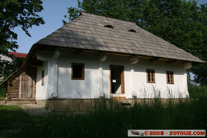 Suceava's Village Museum - Casa Volovat
Mots-clés: Bois