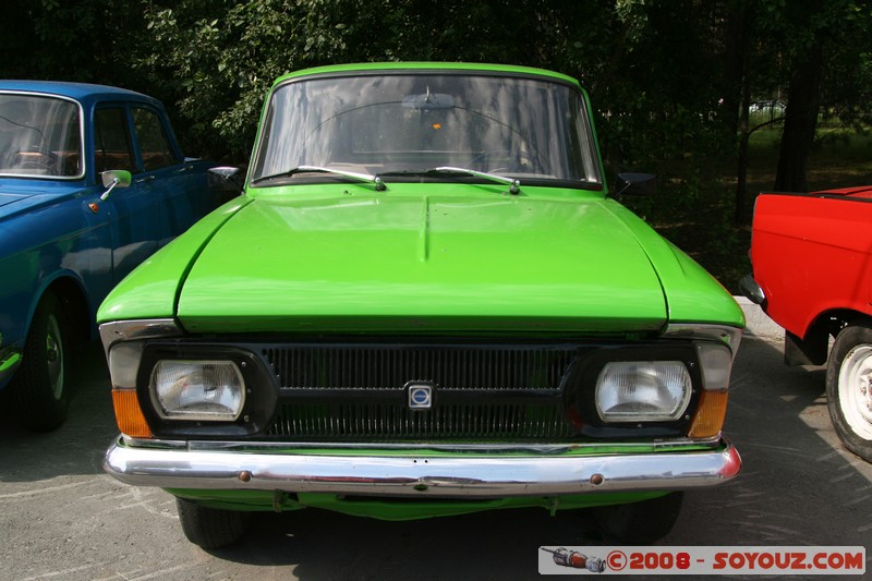 Musee voitures - IJ-2125 (1973-1982)
Mots-clés: voiture Communisme