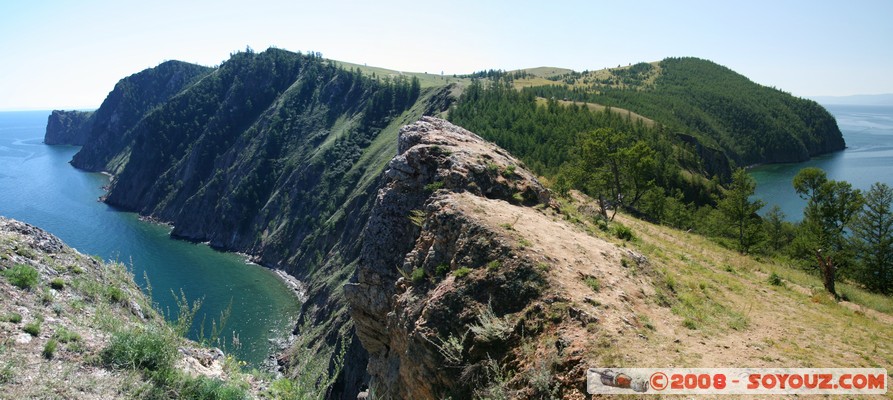 Olkhon - Usyk - Cap Koboi
Mots-clés: Lac panorama