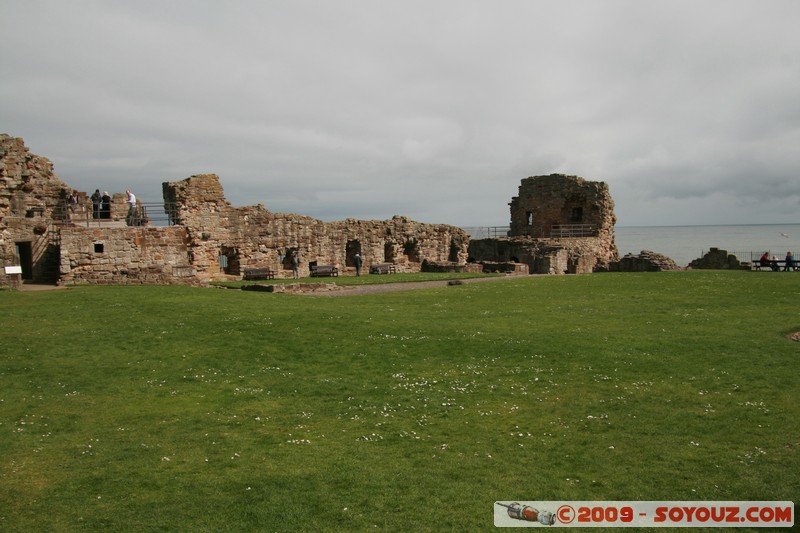 St Andrews Castle
E Scores, Fife KY16 9, UK
Mots-clés: chateau Ruines