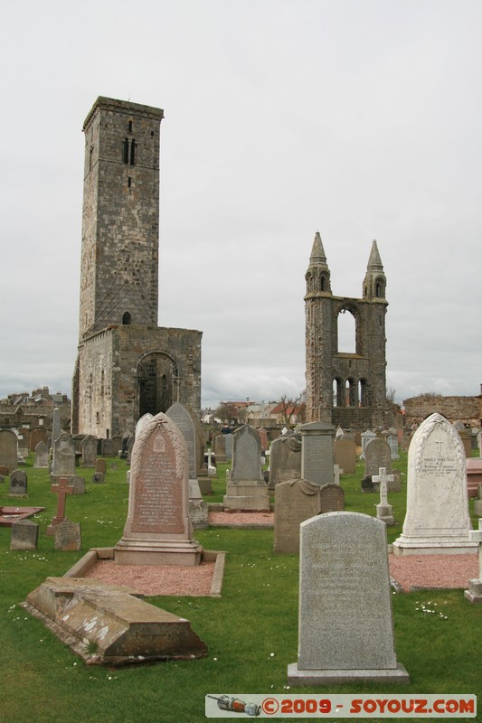 St Andrews Cathedral - St Rule's Tower
The Pends, Fife KY16 9, UK
Mots-clés: Eglise Ruines Moyen-age