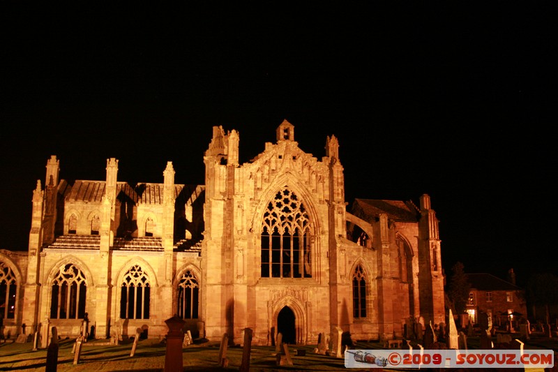 The Scottish Borders - Melrose Abbey by Night
Melrose Abbey, Cloisters Rd, the Scottish Borders, The Scottish Borders TD6 9, UK
Mots-clés: Nuit Eglise Ruines