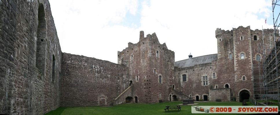 Doune Castle - panorama
Stitched Panorama
Mots-clés: chateau Moyen-age Movie location panorama