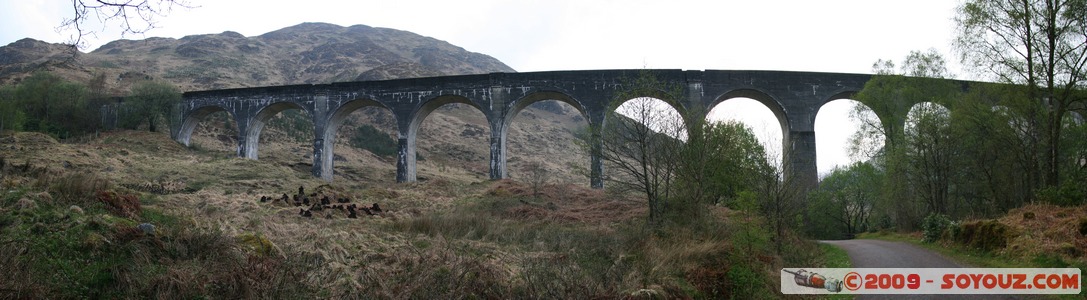 Highland - Glenfinnan Viaduct (Harry Potter bridge) 
Glenfinnan, Highland, Scotland, United Kingdom
Mots-clés: Pont Movie location Harry Potter