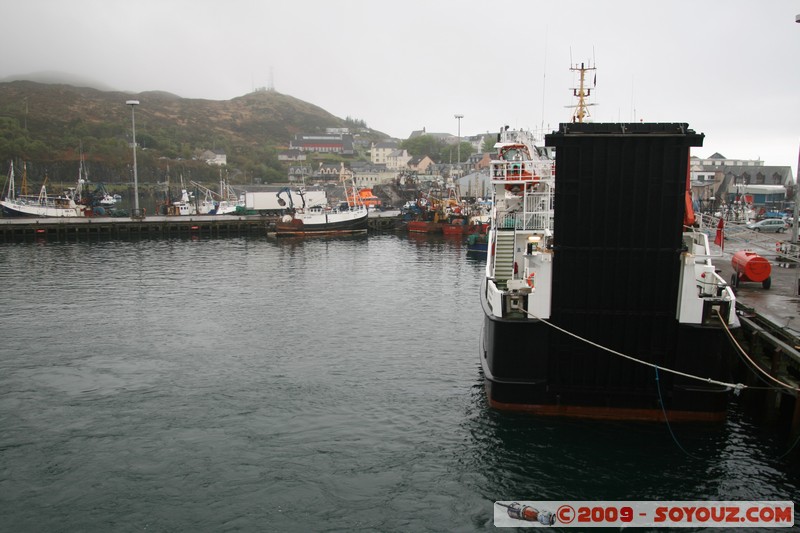 Highland - Mallaig Harbour
Armadale, Mallaig, Highland PH41 4, UK
Mots-clés: Port brume