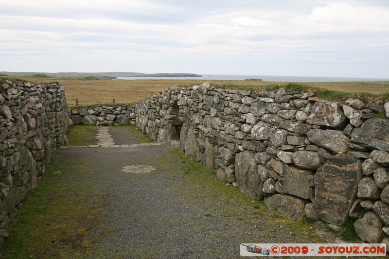 Hebridean Islands - Lewis - Arnol Blackhouse in ruins
Arnol, Western Isles, Scotland, United Kingdom
Mots-clés: Blackhouse Ruines