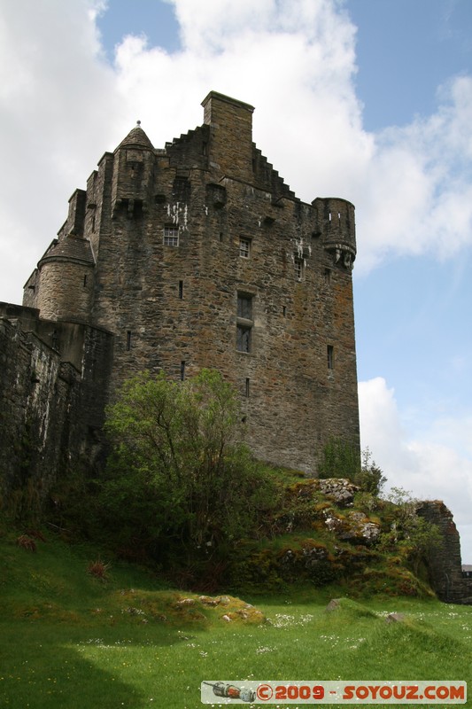 Highland - Eilan Donan Castle
Dornie, Highland, Scotland, United Kingdom
Mots-clés: chateau Eilan Donan Castle Movie location Highlander