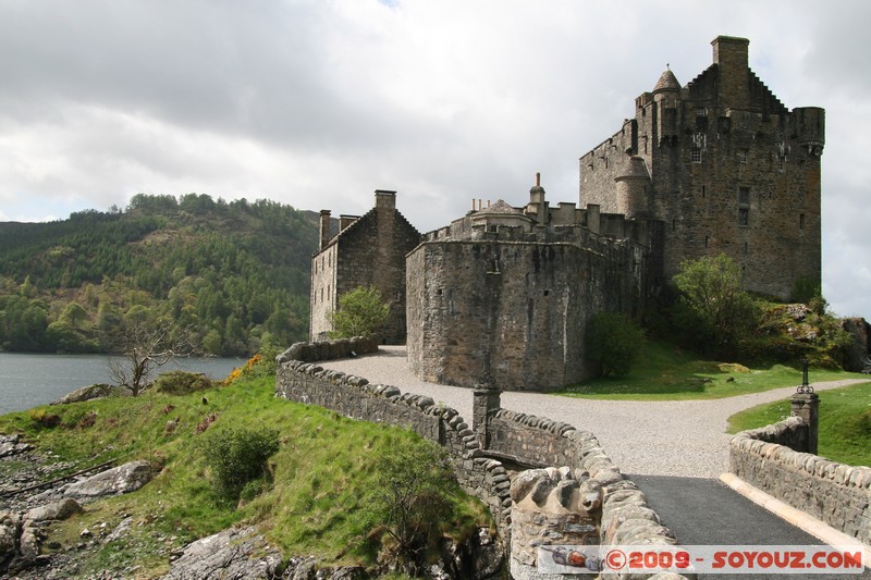 Highland - Eilan Donan Castle
Dornie, Highland, Scotland, United Kingdom
Mots-clés: chateau Eilan Donan Castle Movie location Highlander