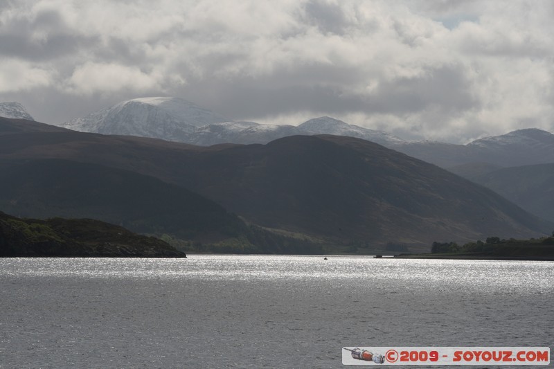 Highland - Ullapool - Loch Broom
W Shore St, Highland IV26 2, UK
Mots-clés: Lac Montagne Neige