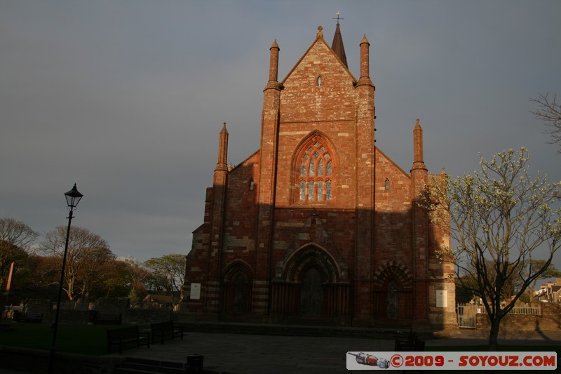 Orkney - Kirkwall - St Magnus Cathedral at sunset
Kirkwall, Orkney, Scotland, United Kingdom
Mots-clés: Eglise sunset