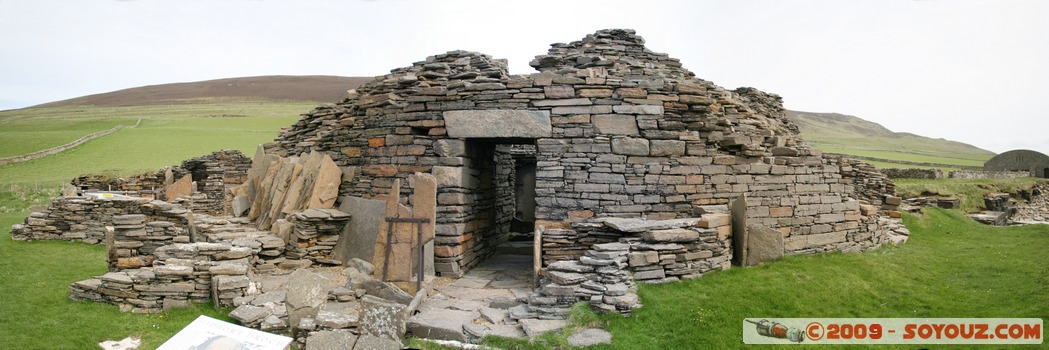 Orkney - Rousay - Midhowe Broch - panorama
Mots-clés: Ruines prehistorique panorama