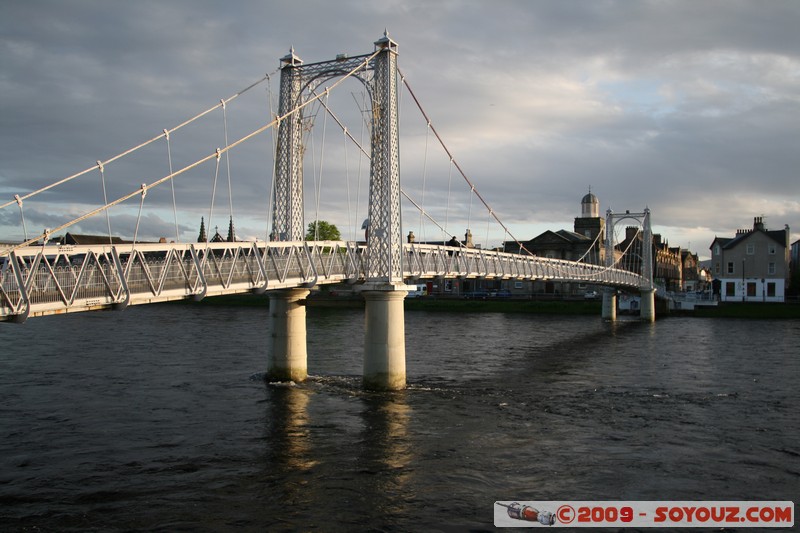 Inverness - Greig Street Bridge
South Kessock, Highland, Scotland, United Kingdom
Mots-clés: Pont sunset