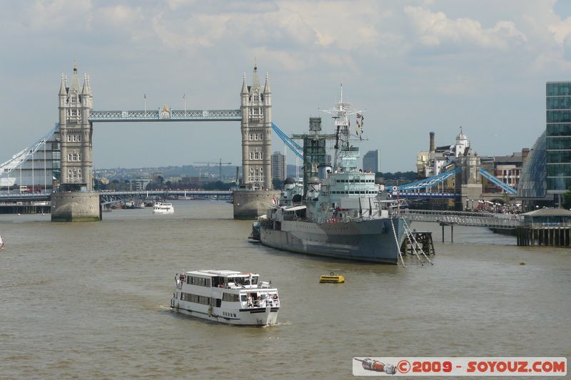 London - The City - HMS Belfast and Tower Bridge
King William St, City of London, EC4N 7, UK
Mots-clés: bateau Pont Tower Bridge HMS Belfast Riviere thames