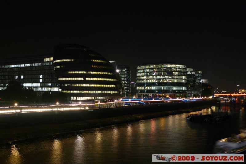 London - Tower Hamlets - City Hall and More London by Night
A100, Finsbury, Greater London SE1 2, UK
Mots-clés: Nuit More London City Hall (The Egg) Riviere thames