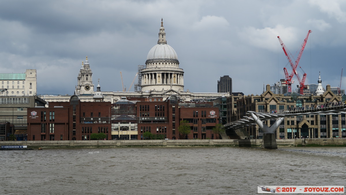 London - Millennium Bridge & St Pauls Cathedral
Mots-clés: Cathedrals Ward England GBR geo:lat=51.50849852 geo:lon=-0.09945852 geotagged Puddle Dock Royaume-Uni London Londres Riviere thames thamise Millennium Bridge Pont St Pauls Cathedral