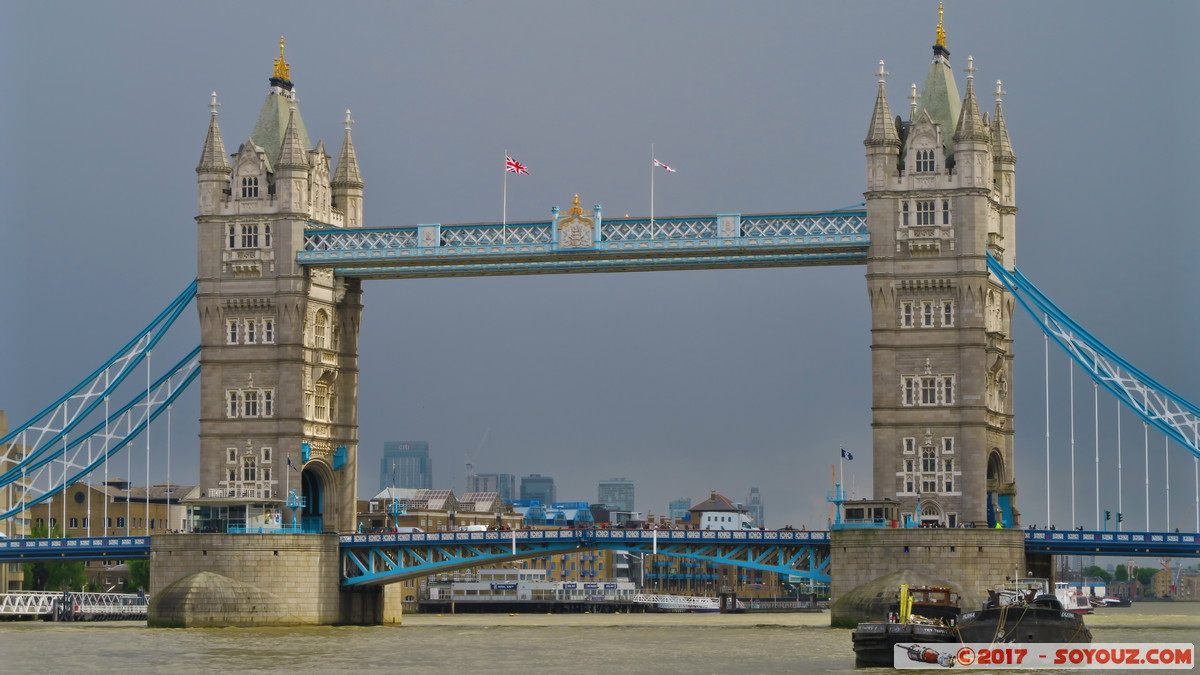 London - Tower Bridge
Mots-clés: England GBR geo:lat=51.50597000 geo:lon=-0.08116310 geotagged Riverside Ward Royaume-Uni Southwark London Londres Riviere thames thamise Tower Bridge Pont