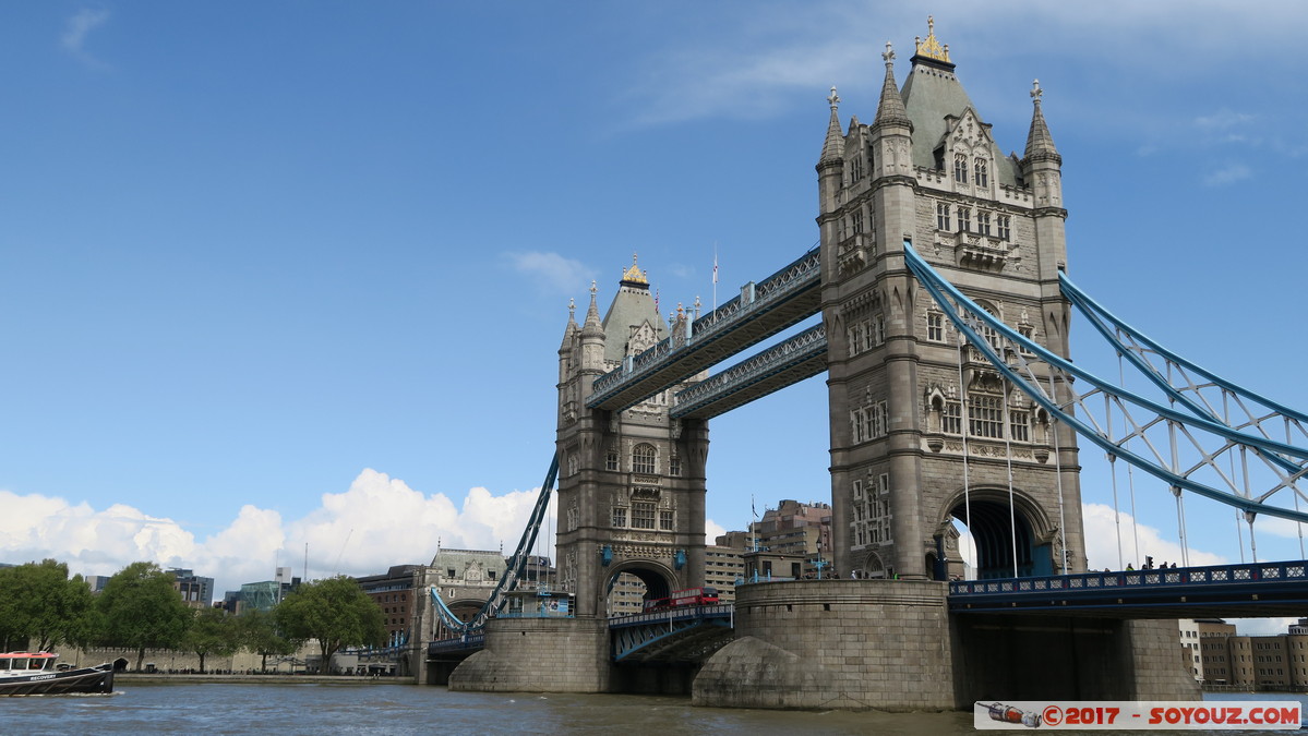 London - Tower Bridge
Mots-clés: England GBR geo:lat=51.50488833 geo:lon=-0.07723667 geotagged Riverside Ward Royaume-Uni Southwark London Londres Riviere thames thamise Tower Bridge Pont