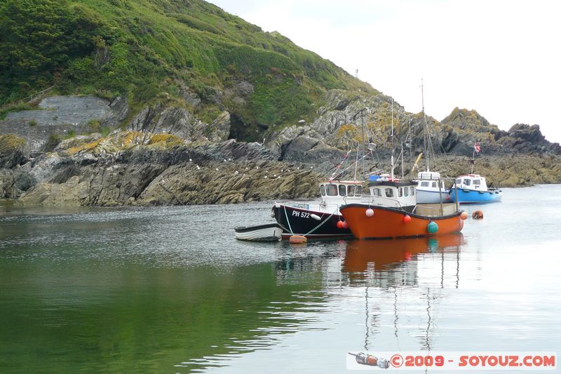 Polperro - Harbour
Polperro, Cornwall, England, United Kingdom
Mots-clés: bateau vehicule mer