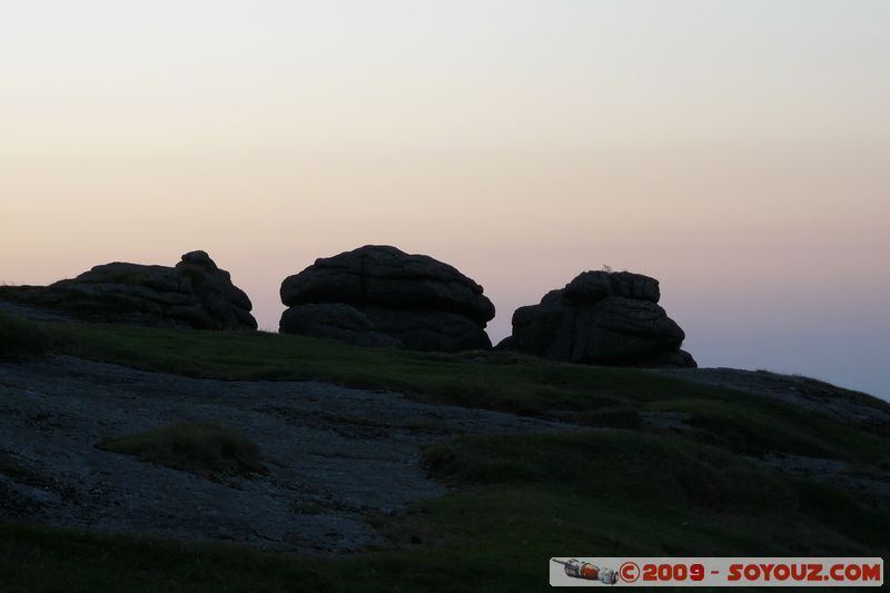 Dartmoor by Dusk - Haytor Rocks
B3387, Ilsington, Devon TQ13 7, UK
Mots-clés: sunset